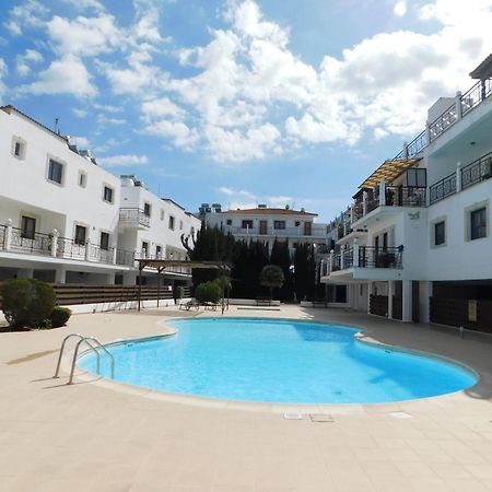 Paramount Gardens Resorts C202 Larnaca Esterno foto