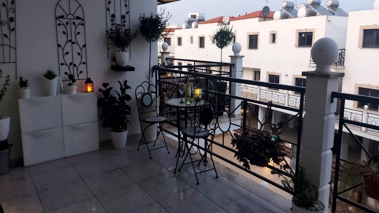 Paramount Gardens Resorts C202 Larnaca Esterno foto
