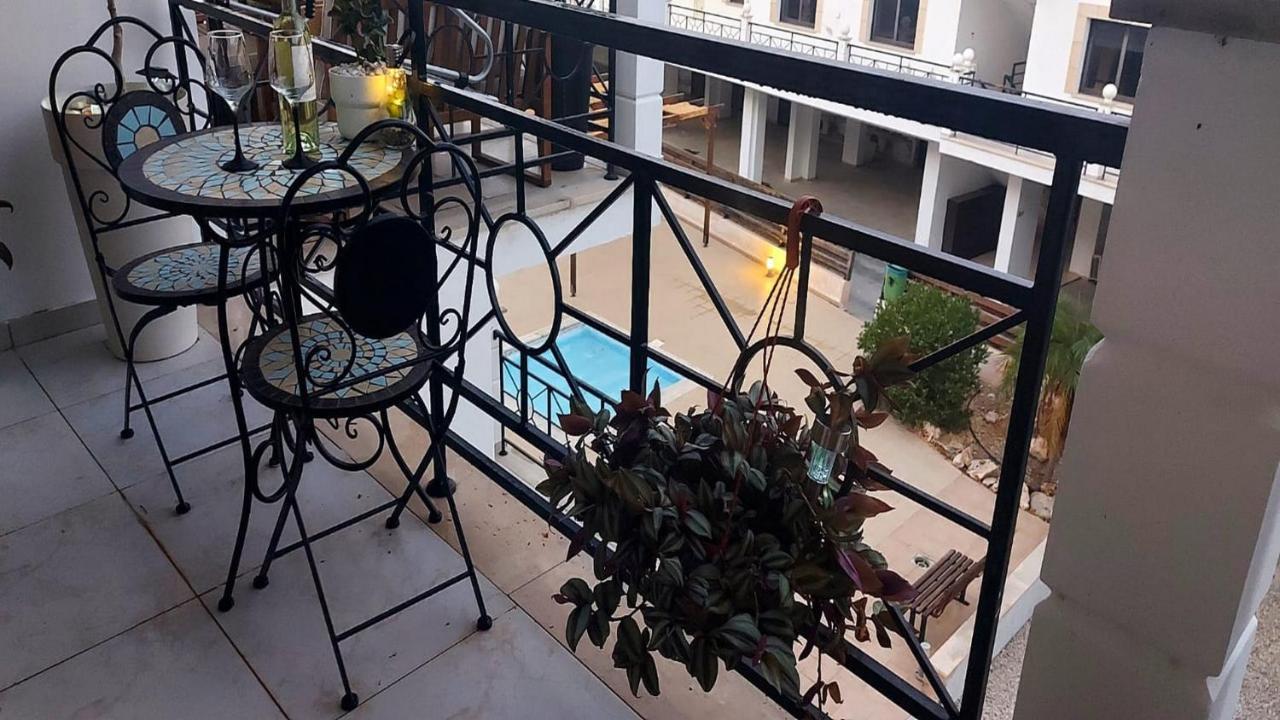 Paramount Gardens Resorts C202 Larnaca Esterno foto