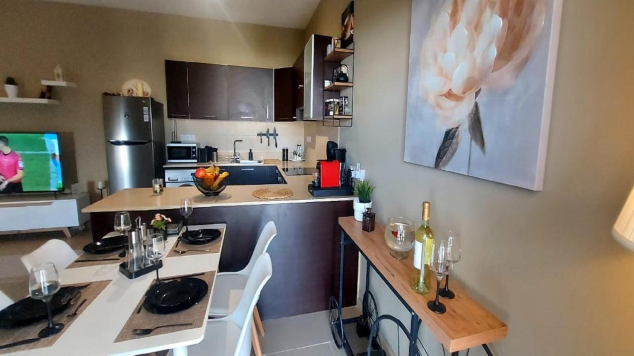 Paramount Gardens Resorts C202 Larnaca Esterno foto